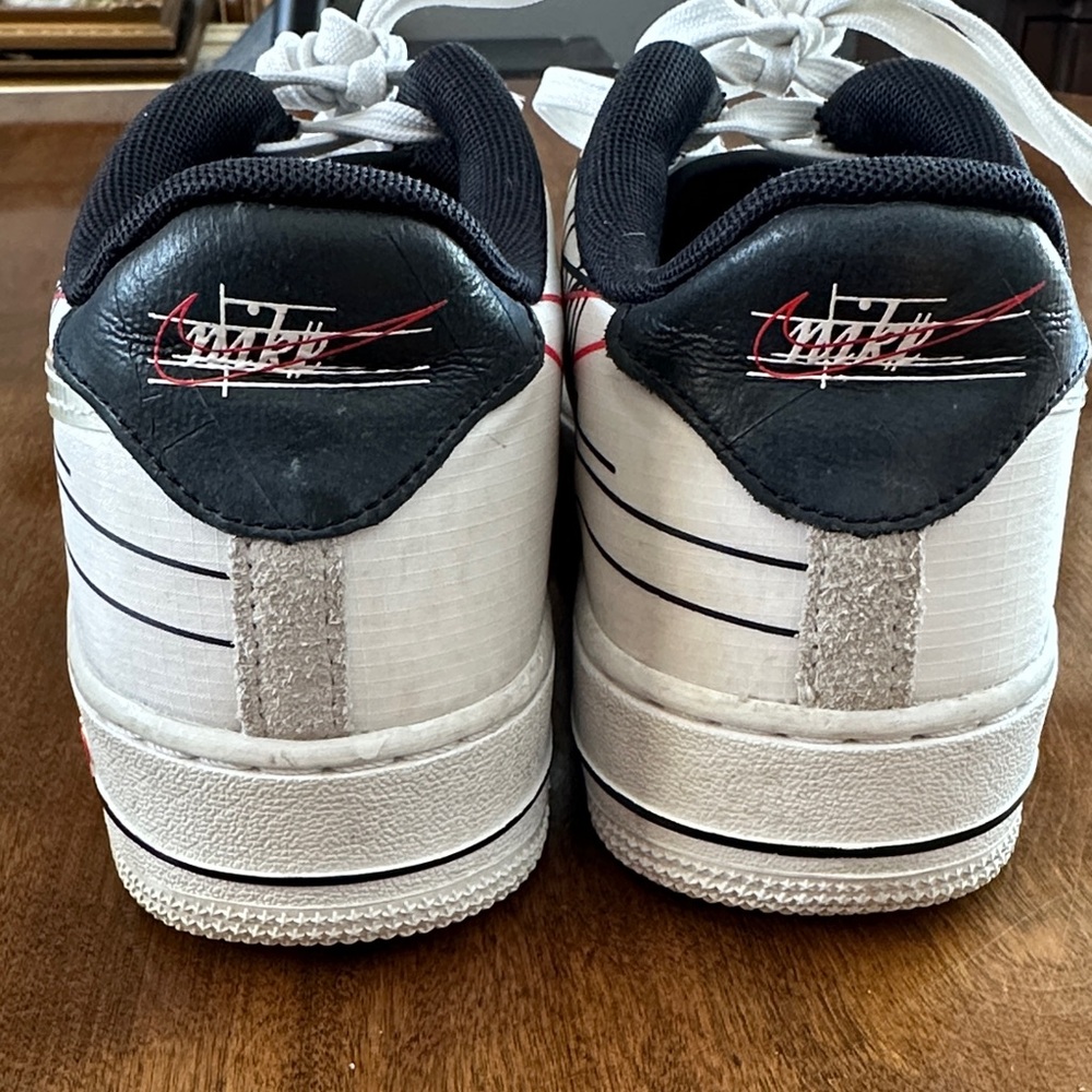NIKE AIR FORCE 1 GS SCRIPT SWOOSH - Picture 4 of 9